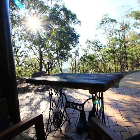 Apartamento Down To Earth Farm Retreat Sarsfield Exterior foto