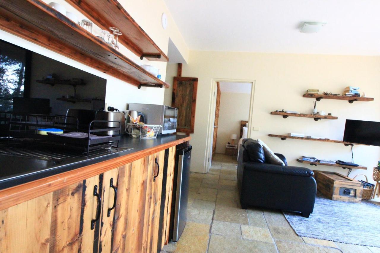 Apartamento Down To Earth Farm Retreat Sarsfield Exterior foto