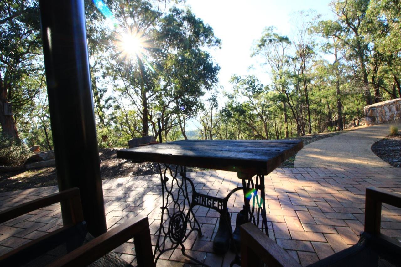 Apartamento Down To Earth Farm Retreat Sarsfield Exterior foto