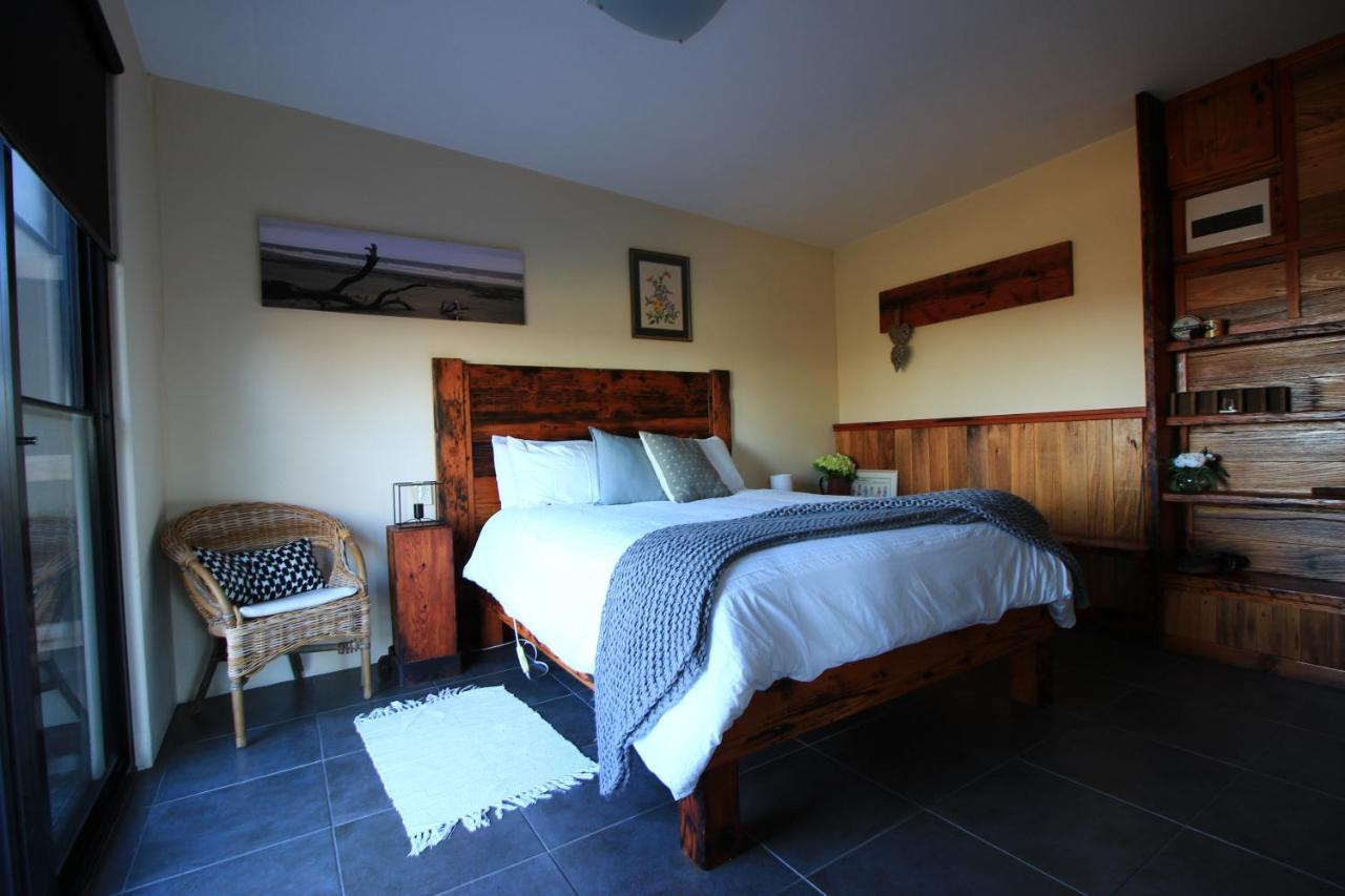 Apartamento Down To Earth Farm Retreat Sarsfield Exterior foto