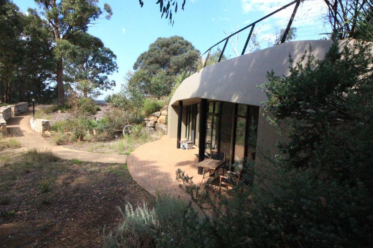 Apartamento Down To Earth Farm Retreat Sarsfield Exterior foto